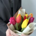 7 Тюльпанов микс с оформлением